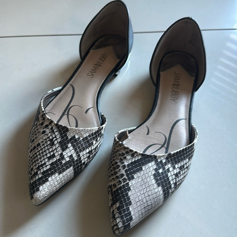 Brand new Sam and Libby snakeskin flats with metallic heel detailing